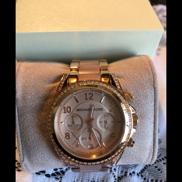 MICHAEL KORS Chronograph Rose Gold Watch MK5943 - Picture 7 of 7